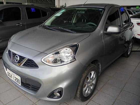 NISSAN MARCH 1.6 SV 16V FLEXSTART 4P XTRONIC